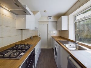 Photo 19- click for photo gallery